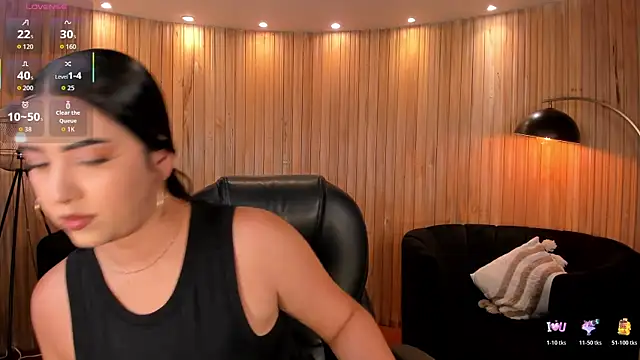 Snapshot of SophieLanne chatting on 07-20-26, 02:04 SophieLanne online show from 07-20-26, 02:04