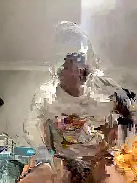 Snapshot of Charmed23 chatting on 11-14-25, 11:24 Charmed23 online show from 11-14-25, 11:24