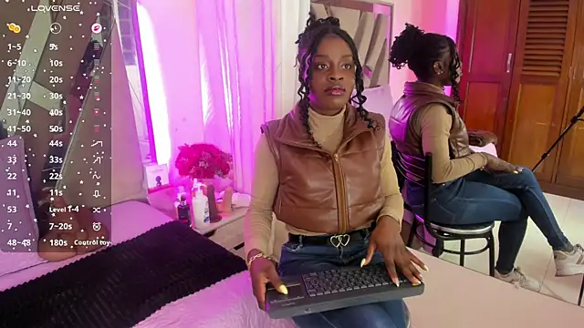 anisha zambrano online show from 07-30-26, 01:32