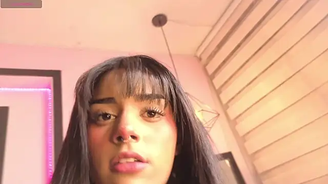 Snapshot of Milu_carbajal_x chatting on 05-09-26, 04:39 Milu carbajal x online show from 05-09-26, 04:39