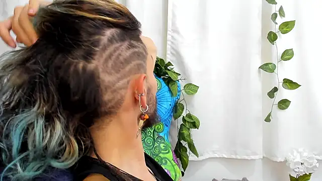 AngelDamianArt online show from 12-05-25, 09:00