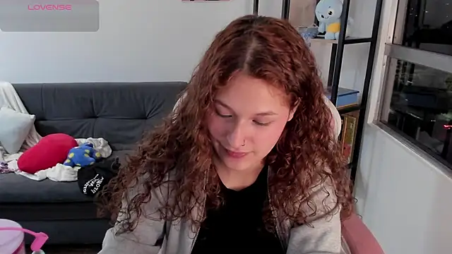 iam Nikki online show from 04-15-26, 02:40