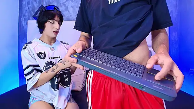 Loversinfire2 online show from 12-13-25, 10:48