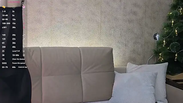 ElaraSable online show from 12-23-25, 09:51