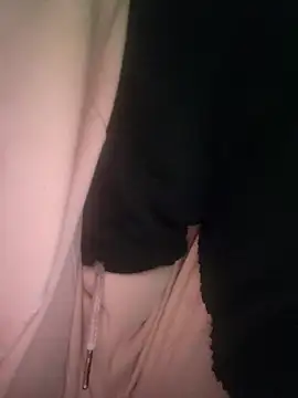 Lousii online show from 03-18-26, 07:44