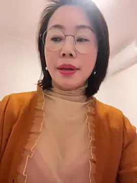 xiaoling2358 online show from 11-27-25, 01:24