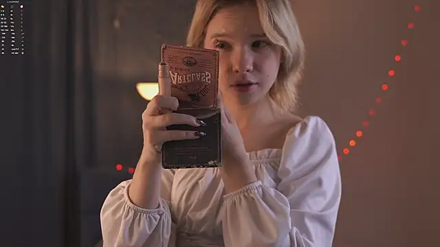 PhillisEsplin online show from 12-15-25, 07:29