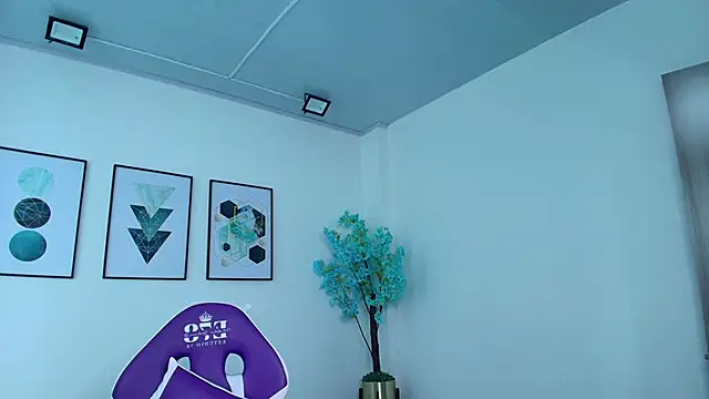 Gemma bellini online show from 04-12-26, 11:37