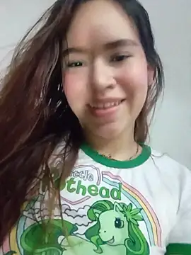 Snapshot of emy_ross_ chatting on 11-28-25, 03:31 emy ross online show from 11-28-25, 03:31