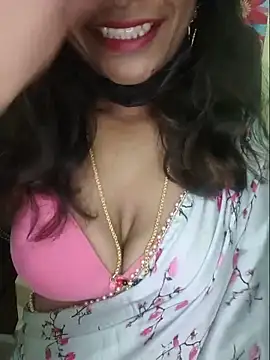 Snapshot of Premalatha_28 chatting on 05-16-26, 07:27 Premalatha 28 online show from 05-16-26, 07:27