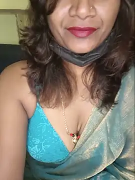 Snapshot of Premalatha_28 chatting on 06-04-26, 06:36 Premalatha 28 online show from 06-04-26, 06:36