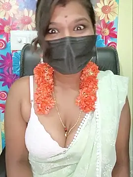 Snapshot of Premalatha_28 chatting on 06-10-26, 05:45 Premalatha 28 online show from 06-10-26, 05:45