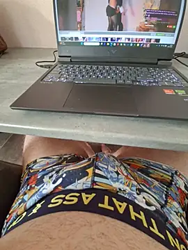 Snapshot of Arno1906 chatting on 06-24-26, 05:45 Arno1906 online show from 06-24-26, 05:45