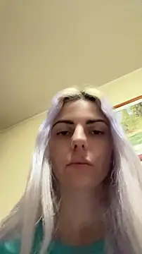 feliciafelon online show from 04-22-26, 01:19