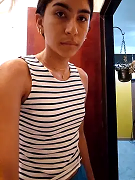 skinnyrox online show from 12-16-25, 02:33