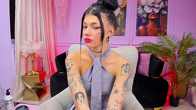 YasminWild online show from 12-22-25, 05:04