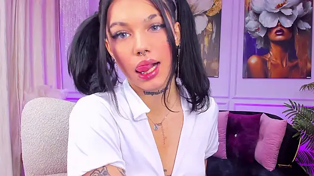 YasminWild online show from 02-10-26, 05:00