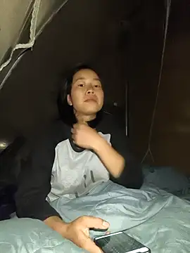 Snapshot of Cat-meow chatting on 11-20-25, 01:22 Cat-meow online show from 11-20-25, 01:22