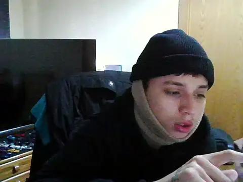 SanthiXx online show from 11-25-25, 04:07