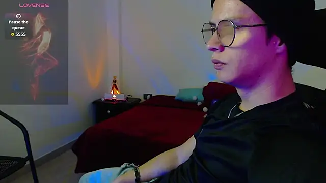 Brandon starkk online show from 04-22-26, 09:38