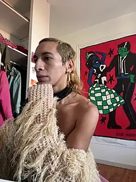 Snapshot of zinalastar chatting on 11-18-25, 11:36 zinalastar online show from 11-18-25, 11:36