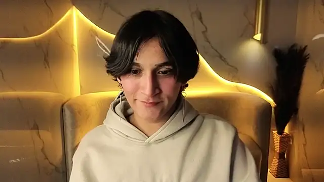 zoe tp online show from 11-24-25, 08:08