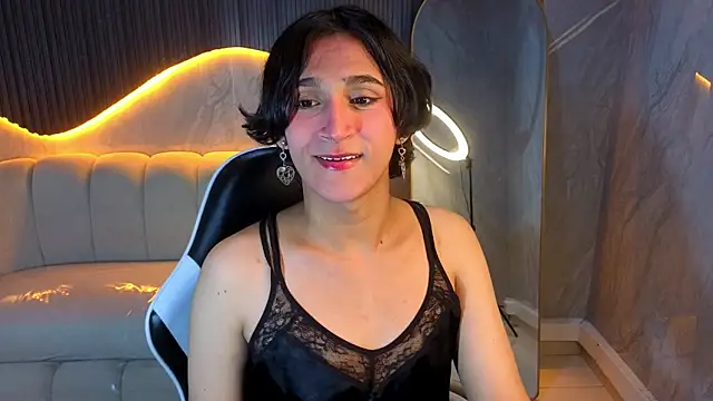 zoe tp online show from 12-21-25, 07:43