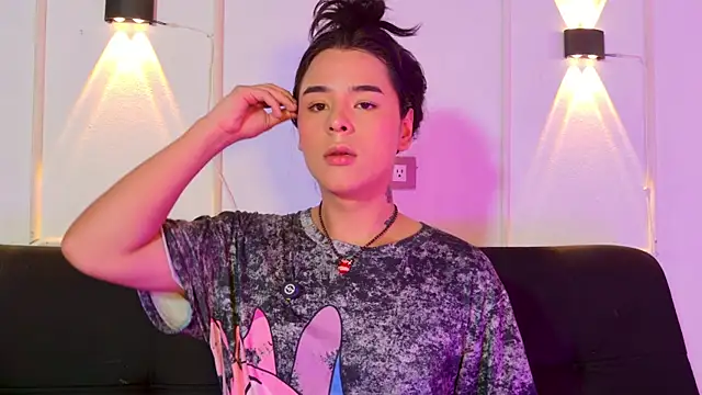 Angel-umbra online show from 04-18-26, 07:18