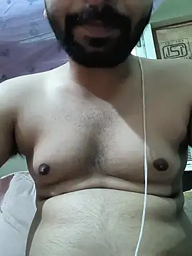 Snapshot of hunterr1593 chatting on 06-21-26, 02:36 hunterr1593 online show from 06-21-26, 02:36