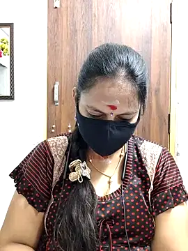 Queen-Neha online show from 04-14-26, 01:50