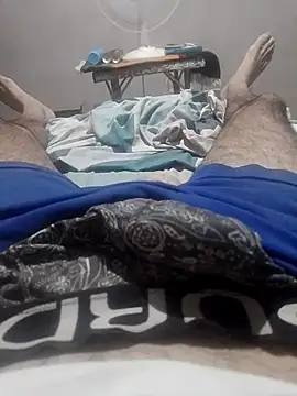 Snapshot of Megadotadoxxx chatting on 11-17-25, 03:45 Megadotadoxxx online show from 11-17-25, 03:45