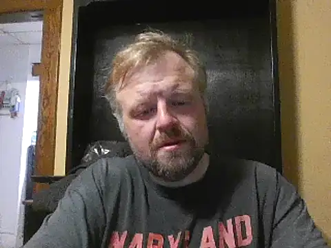 Snapshot of TheOneDonShaun chatting on 05-11-26, 01:44 TheOneDonShaun online show from 05-11-26, 01:44