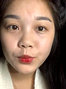 Snapshot of Baa-bee22 chatting on 11-19-25, 01:27 Baa-bee22 online show from 11-19-25, 01:27