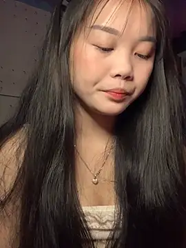 Snapshot of Baa-bee22 chatting on 02-25-26, 01:59 Baa-bee22 online show from 02-25-26, 01:59