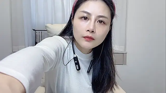 forzen-baby online show from 11-26-25, 06:47