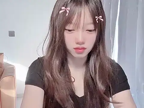 Snapshot of yuyayayu chatting on 11-23-25, 01:49 yuyayayu online show from 11-23-25, 01:49