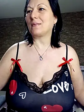 LeillaaX online show from 04-03-26, 07:17