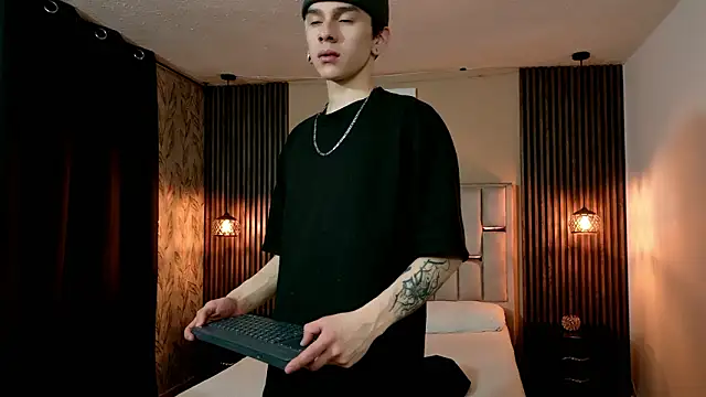 James Adams 01 online show from 02-11-26, 12:32