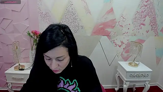 Salma meg2 online show from 11-18-25, 09:36