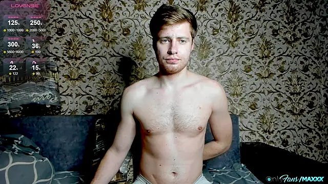 Maxhornyblondieman online show from 04-01-26, 05:43