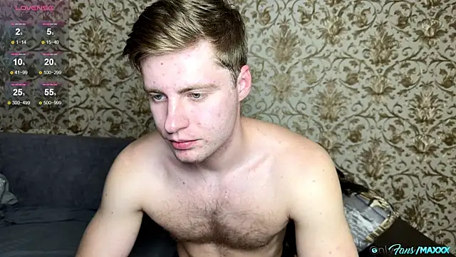 Snapshot of Maxhornyblondieman chatting on 05-31-26, 06:09 Maxhornyblondieman online show from 05-31-26, 06:09