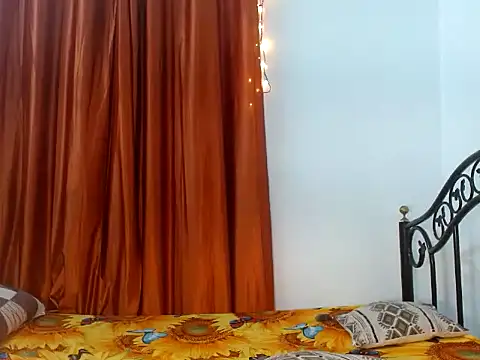 raveena hot online show from 01-13-26, 05:07