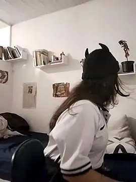 Satanatrix online show from 12-16-25, 10:15