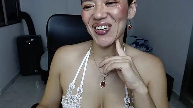 Annie Cervantez online show from 07-03-26, 10:10