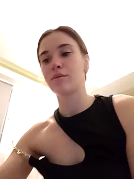 Snapshot of BarniLili chatting on 12-03-25, 04:16 BarniLili online show from 12-03-25, 04:16