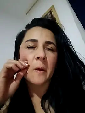 Snapshot of Sex_Annie chatting on 04-28-26, 04:28 Sex Annie online show from 04-28-26, 04:28