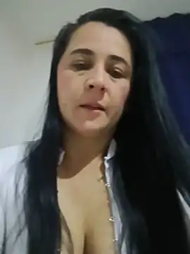 Snapshot of Sex_Annie chatting on 06-12-26, 04:22 Sex Annie online show from 06-12-26, 04:22