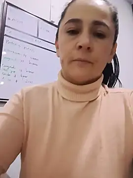Snapshot of Sex_Annie chatting on 06-17-26, 04:37 Sex Annie online show from 06-17-26, 04:37
