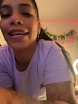 ArielleMillerr- online show from 04-17-26, 05:27