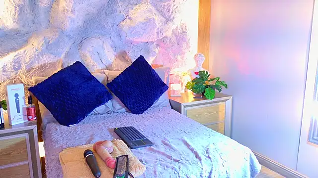 bella mush online show from 04-17-26, 04:10